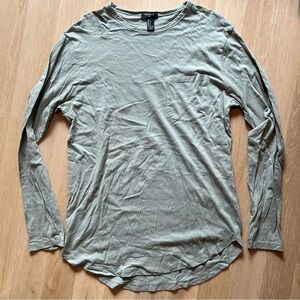 Forever 21 Curved Hem Long Sleeve - SIZE S